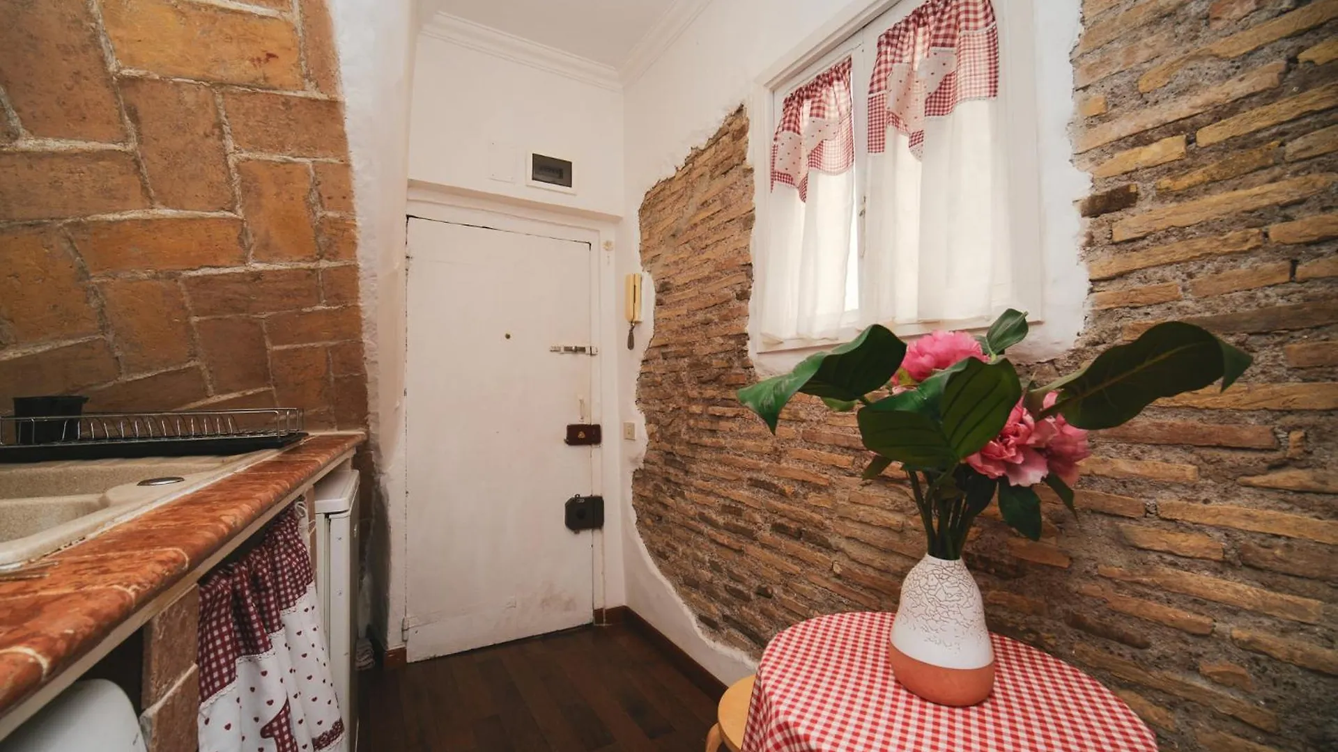 Apartamento Pettinari By Buddyrent Roma Itália