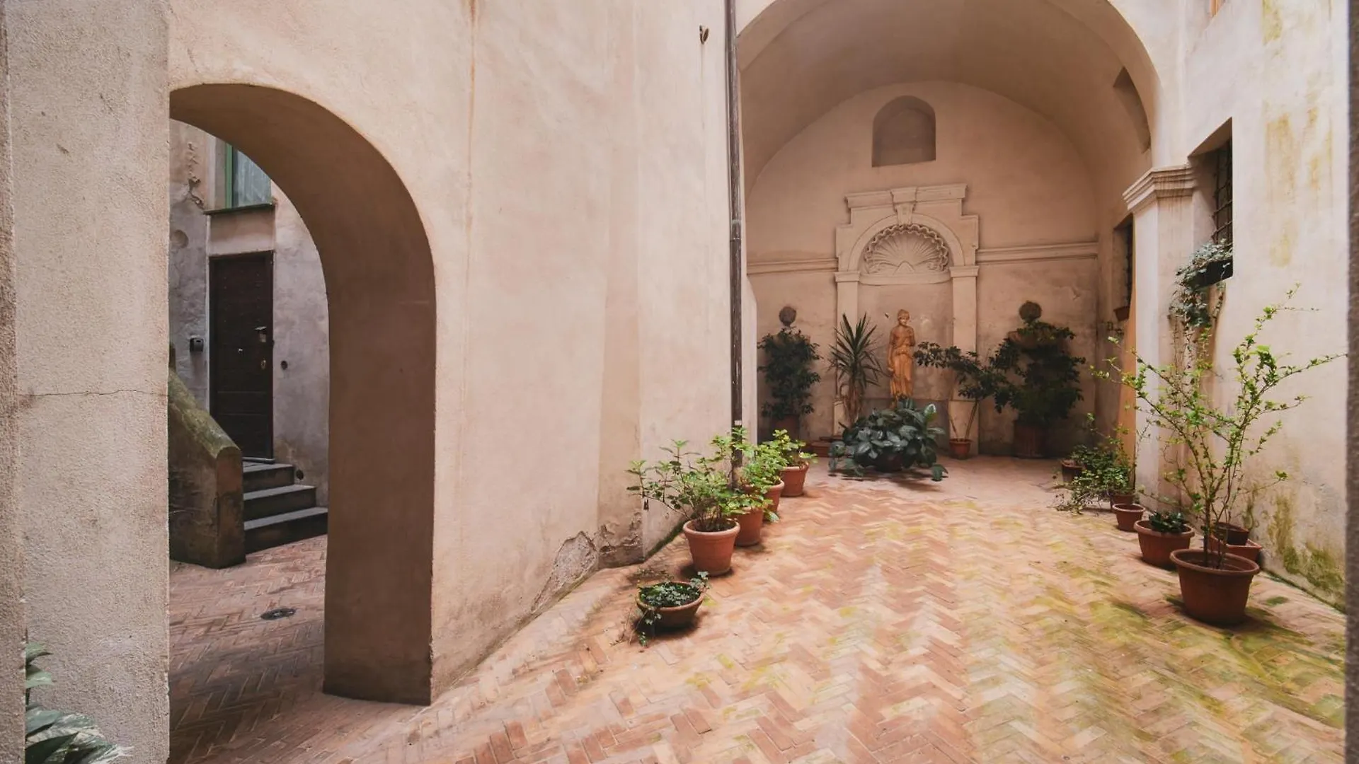 Appartement Pettinari By Buddyrent Rome